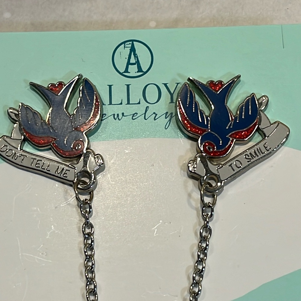 185 Don’t tell me to smile pin swallows with hearts